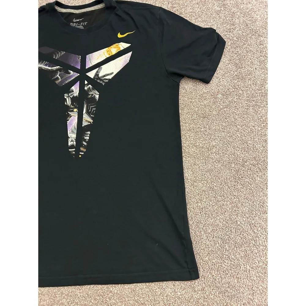 Nike Kobe Bryant T-Shirt Mens Medium Black Excellent Dri-FIT Sheath Logo 611282